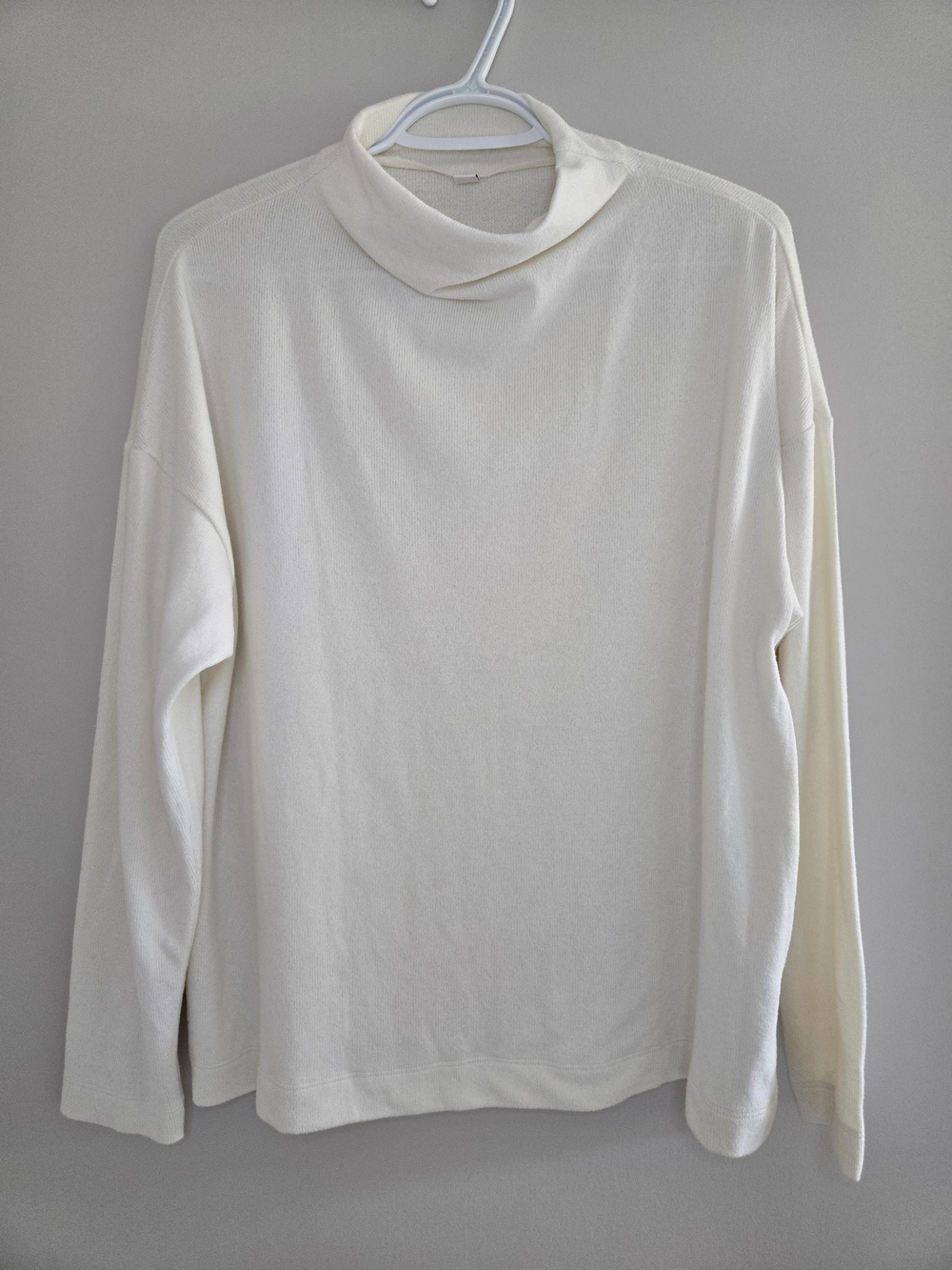 Uniqlo Cream Lightweight Mock Neck Sweater - Long Sleeve, Layering Neutral